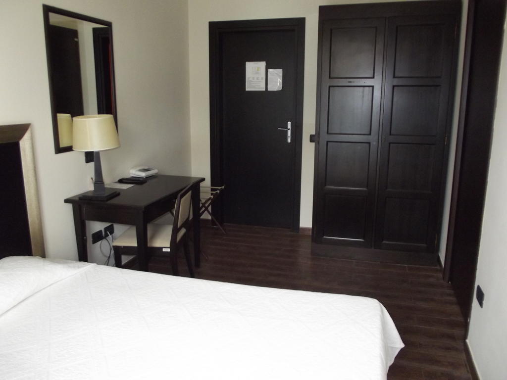 Acos Marsala City Hotel Ruang foto