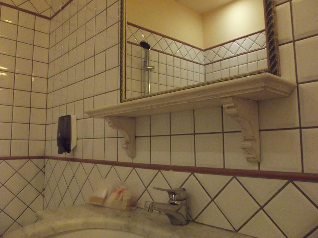 Acos Marsala City Hotel Ruang foto