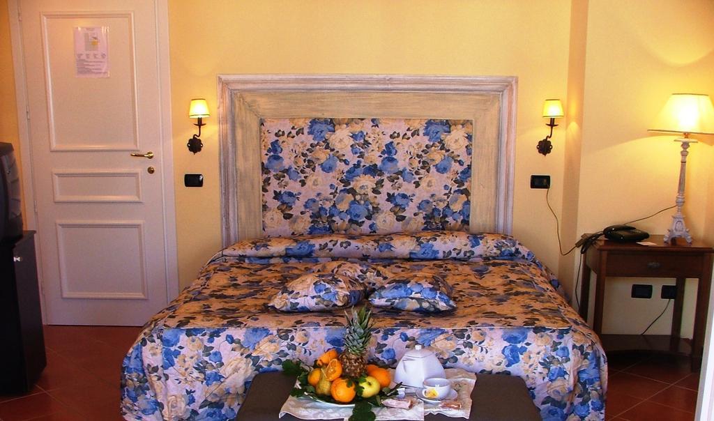 Acos Marsala City Hotel Ruang foto